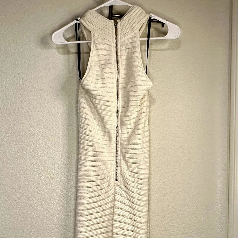 Vestido Marciano Blanco Tejido Bodycon Vendaje Sin Mangas Pequeño Foto 3 de 4