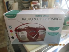Radio/cd boombox w stylu retro Bergstrom (działający)