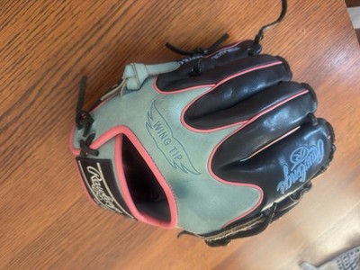 Rawlings PRO205W-6CB 11.75'' Baseball Glove Light Blue Black Pink limited used 1x