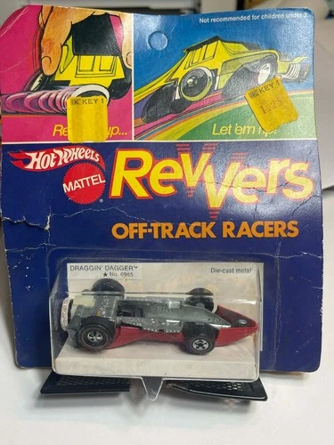 Hot Wheels Redline Revvers DRAGGIN' DAGGER Red Enamel SEALED IN Blister