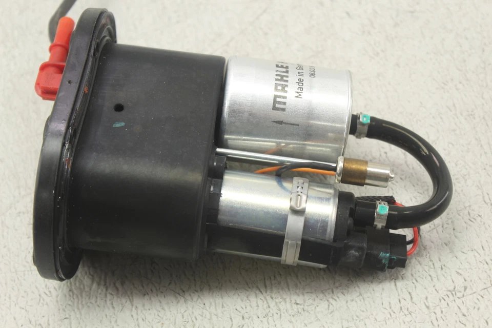 2018 Aprilia Tuono 1100RR Fuel Gas Pump B043925 Foto 3 de 4