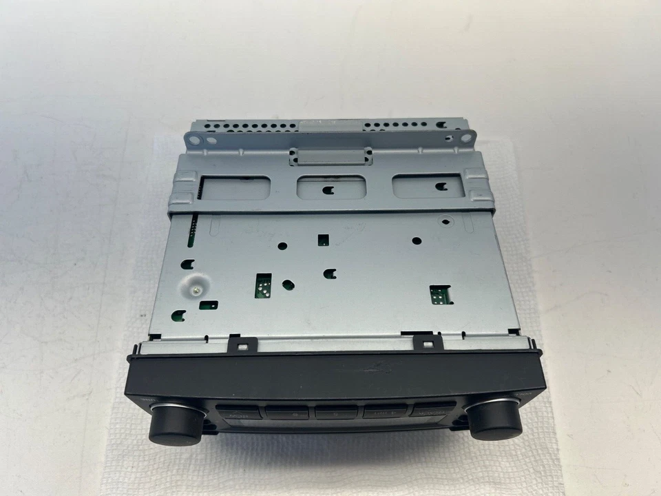 Receptor de radio AM FM reproductor de CD OEM PARA 2007-2008 Hyundai Entourage 96140-4D130 Foto 3 de 4