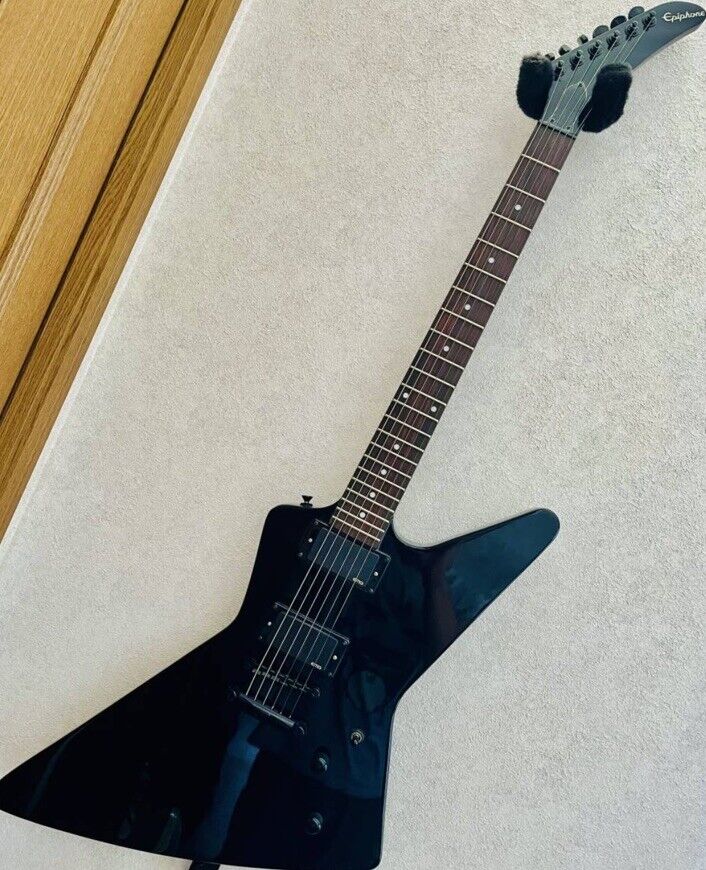 Epiphone 1984 Explorer EX Vintage 1984 Electric Guitar very Epiphone 1984 Explorer EX Vintage 1984 Electric Guitar very