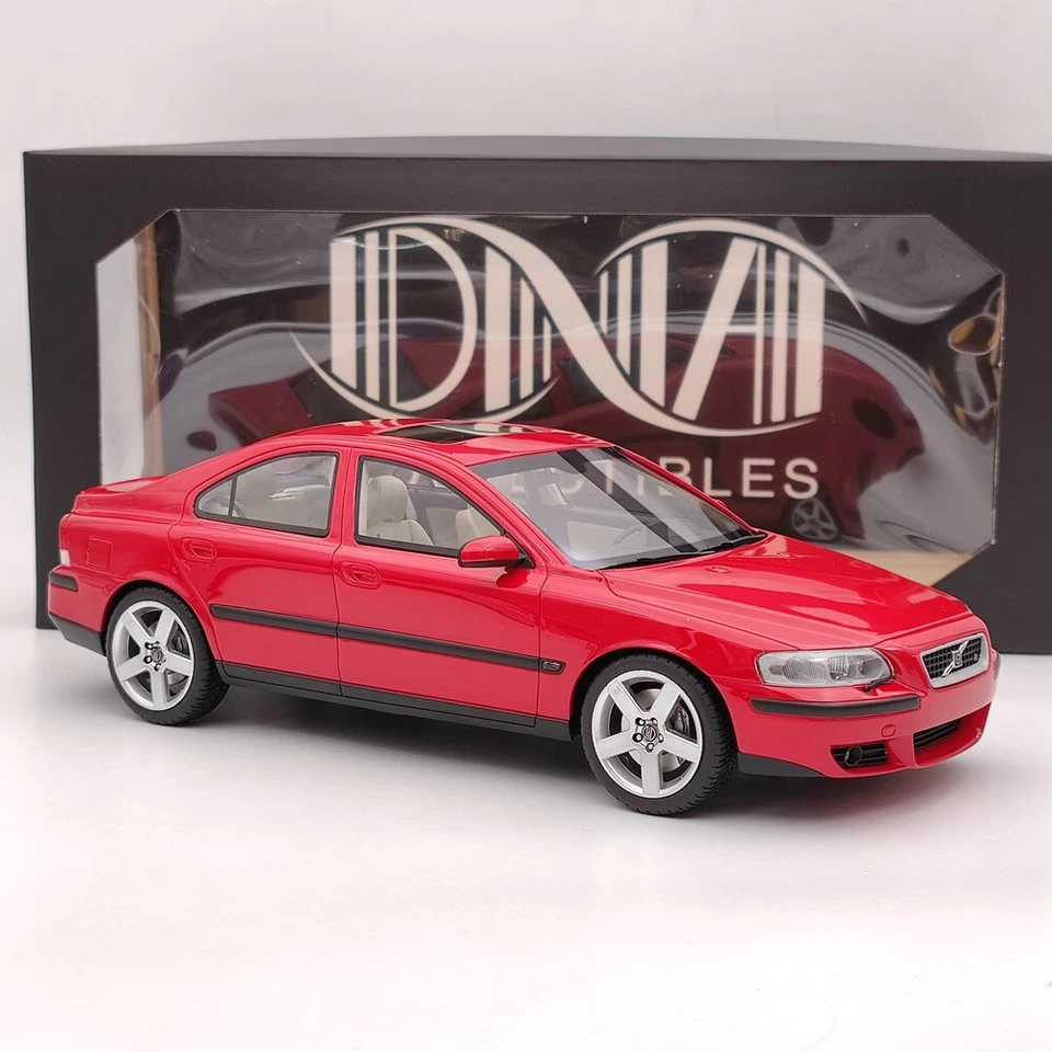 DNA Collectibles 1:18 Volvo S60 R 2003 DNA000106 резиновая модель автомобиля ограниченное издание красная - Изображение 2 из 4