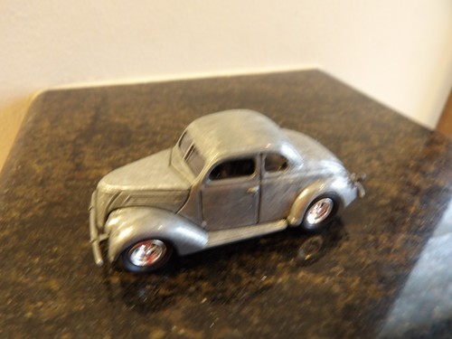 RAW ZAMAC 1937 FORD COUPE 2000 JOHNNY LIGHTNING HOT RODS 1:64 DIE-CAST - Picture 5 of 6