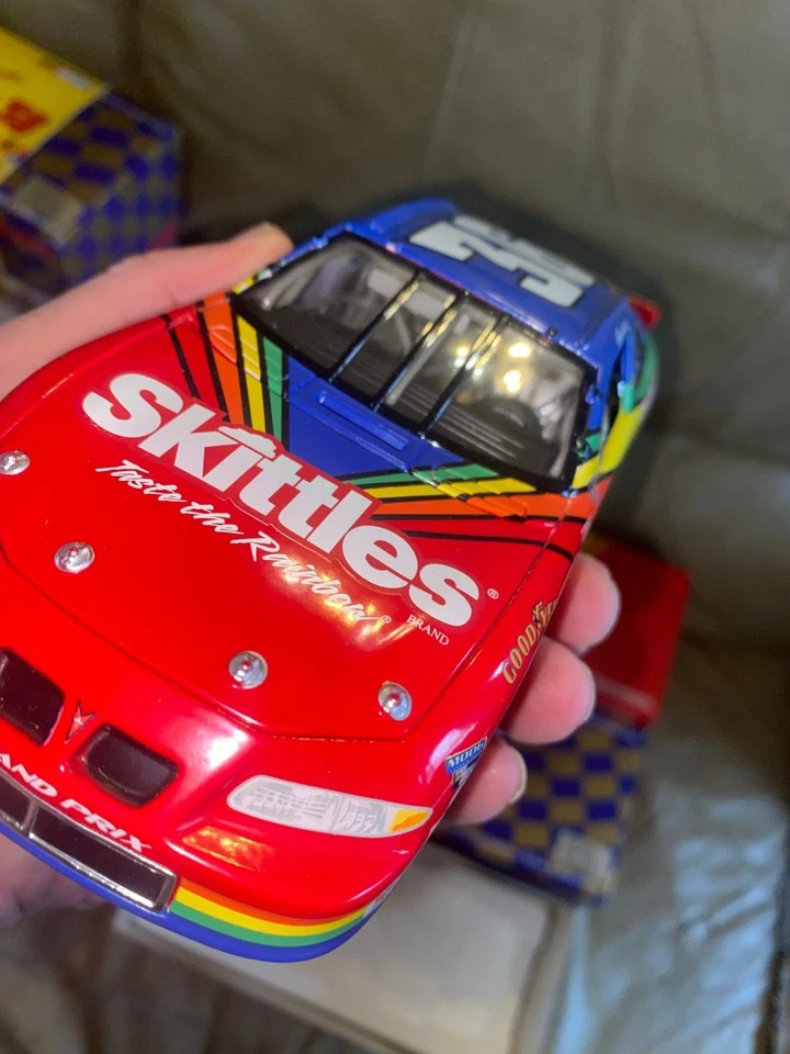 Pontiac Ernie Irvan #36 1998. Skittles. NASCAR de acción Foto 4 de 4