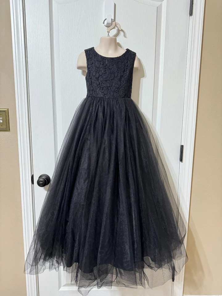 David's Vestido de Novia Niñas Talla 7 Negro Vestido de Baile Vestido de Niña Florista con Recorte en Corazón Foto 2 de 4