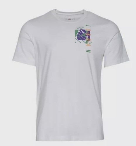 Small Nike Air Jordan FUTURA T-SHIRT 