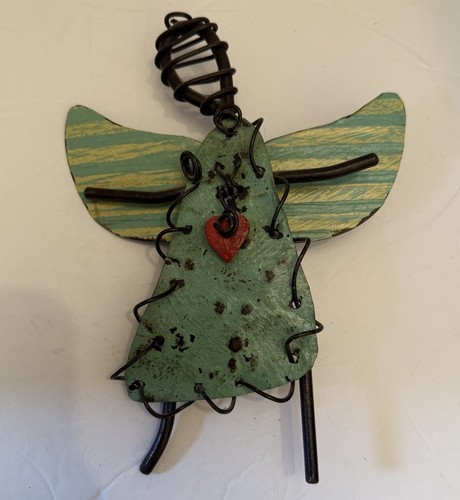 Vintage Green Rustic Metal Angel W/ A Red Heart Hangable-Collectable Americana - Picture 4 of 6