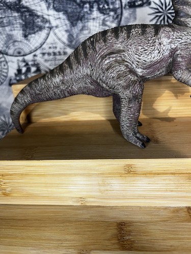IGUANODON - Dinosauro giocattolo Safari Carnegie fuori produzione - Foto 10 di 19
