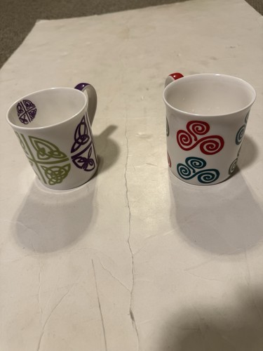 Wild Goose Bone China Irish Design Coffee Mugs Set Of Two 10 Oz. - Picture 2 of 3