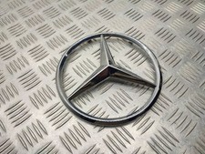 Mercedes-Benz B W246 W242 2018 Herstelleremblem A0008171016 SAU110393 Mercedes-Benz B W246 W242 2018 Herstelleremblem A0008171016 SAU110393