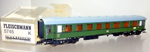 Fleischmann 5745; vagón de tren rápido 1/2. Kl. DR, como nuevo en EMBALAJE ORIGINAL / X962 | Zustand: Gebraucht