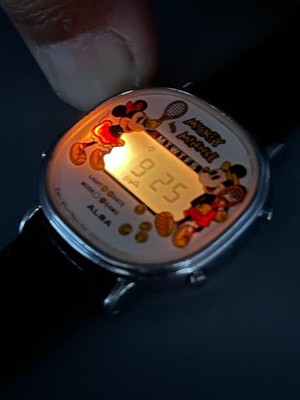 ALBA Mickey & Minnie Tennis Game Watch Y757-4000 Disney Digital