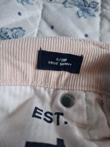Gap corduroy pants Size 6/28R True Skinny Pink - Picture 3 of 8