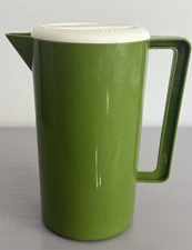 Vintage Drink Pitcher Avocado Green Lid Retro 1970's Plastic 10" Juice