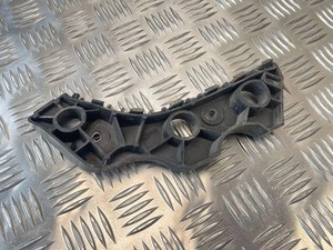 VW PASSAT B6 3C2 Stoßstangenhalter vorne rechts 3C8807183A 1.80 Petrol 31271774