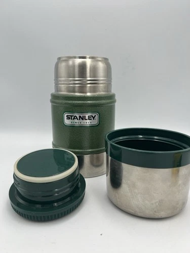 Stanley Classic Food Jar  17 oz Vacuum Thermos Camping/Work Lunch- Green
