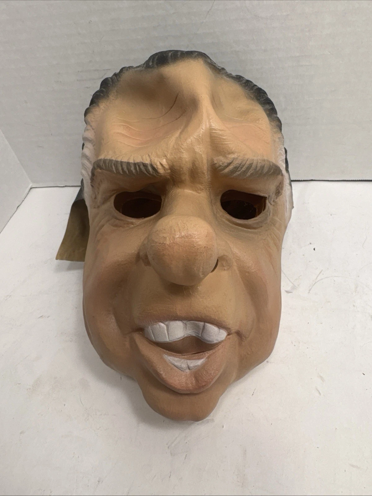 RARE Vintage 1968 Cesar Vinyl President Richard Nixon Mask