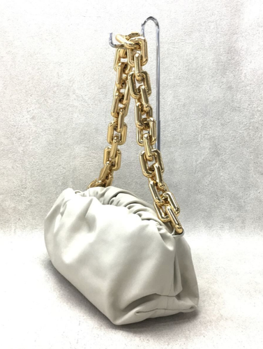 BOTTEGA VENETA Handbag Cowhide Cream Plain The Chain Pouch Bottega - Picture 4 of 10