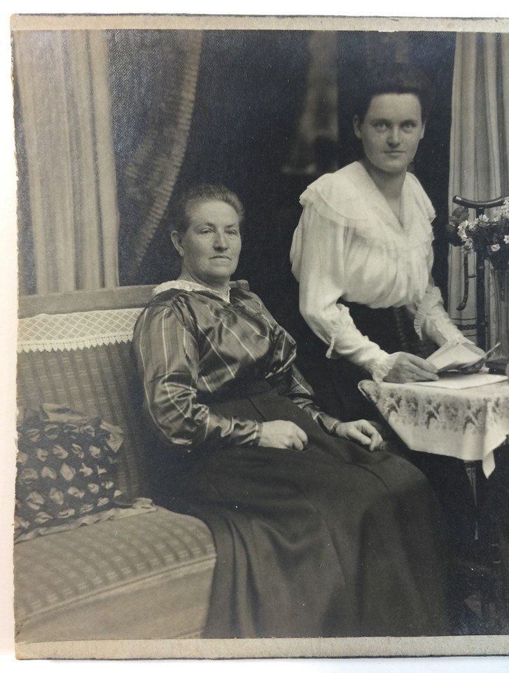 Antique Photograph Man Women Seated At A Table Flowers Fashion | eBay
