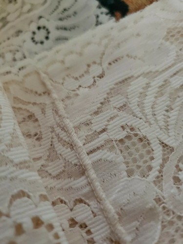 Vtg 4" Wide Lace Trim Country Shabby Chic Sewing Lace  20 yards per lot. Beige - Picture 4 of 4