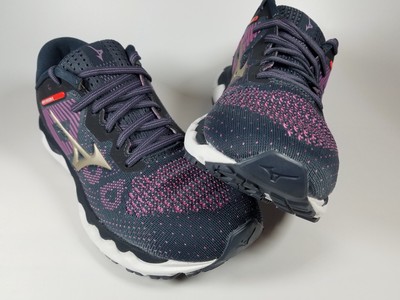 Mizuno Women display picture 2
