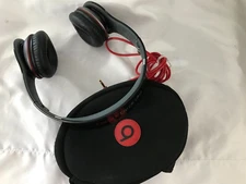Beats by Dr. Dre -B0518-Black ***GOOD CONDITION***