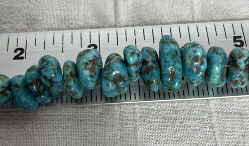 Native American 33 Graduated Turquoise Stones Strung Bracelet Lobster Claw Clasp - Picture 9 of 11