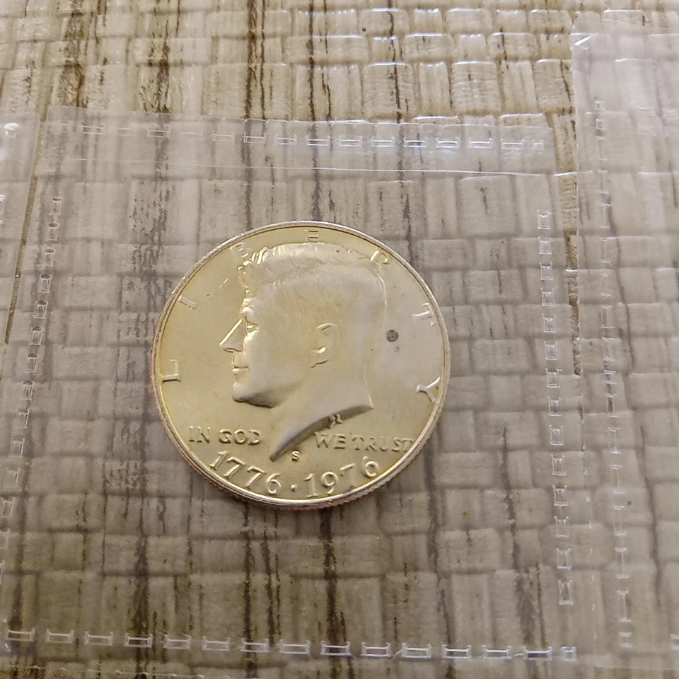 Coins Bicentennial 1776-1976 S Mint Mark Quarter Half & Dollar NOT GRADED - Image 3 of 4