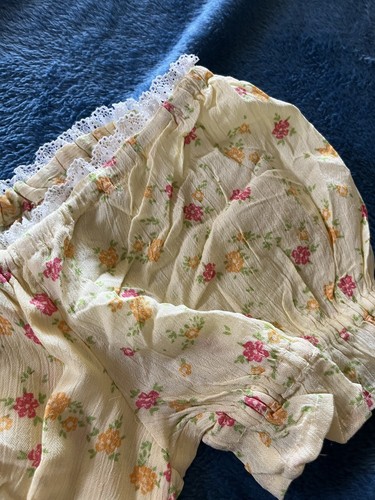Beautiful Floral Romper NWOT L Love Tree Lightweight Off Shoulder Yellow - Picture 3 of 12