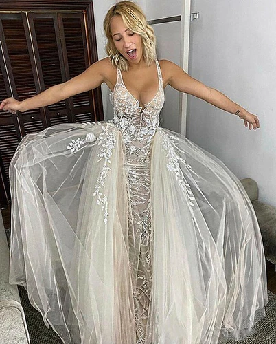 Champagne V Neck Lace Wedding Dresses with Detachable Train Backless Bridal Gown - Picture 2 of 14