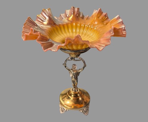 Antica composta in vetro artistico vittoriano con base piatto argento cupido figurativo - Foto 13 di 13