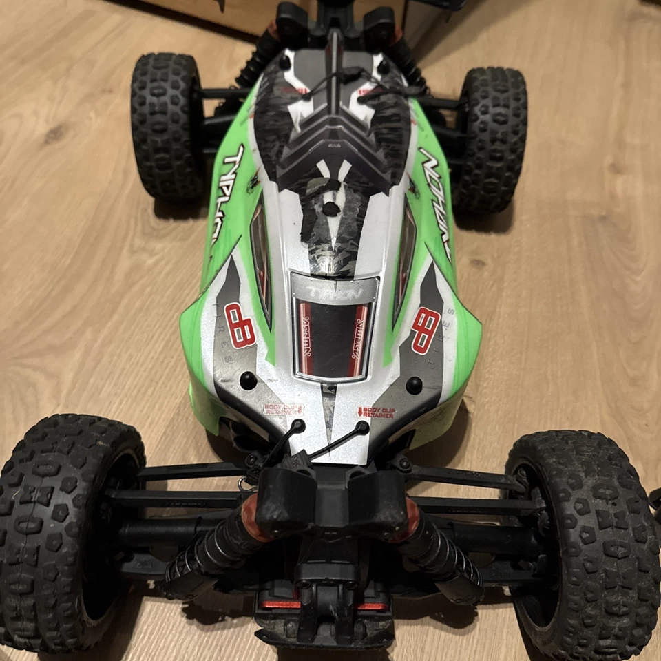 Arrma Typhon 1/8 Rc Car 4WD Rennmotor RTR - Bild 4 von 4