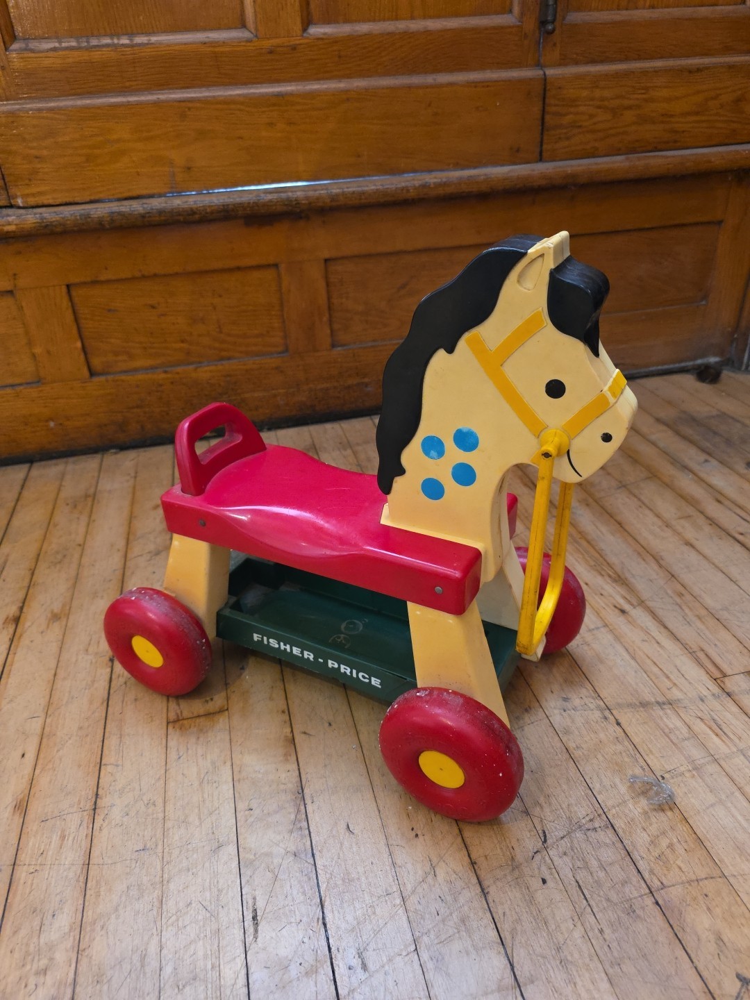 VINTAGE 1976 Fisher Price Ride On Horse Toddler Toy #978 Pull Plastic Pony 17”
