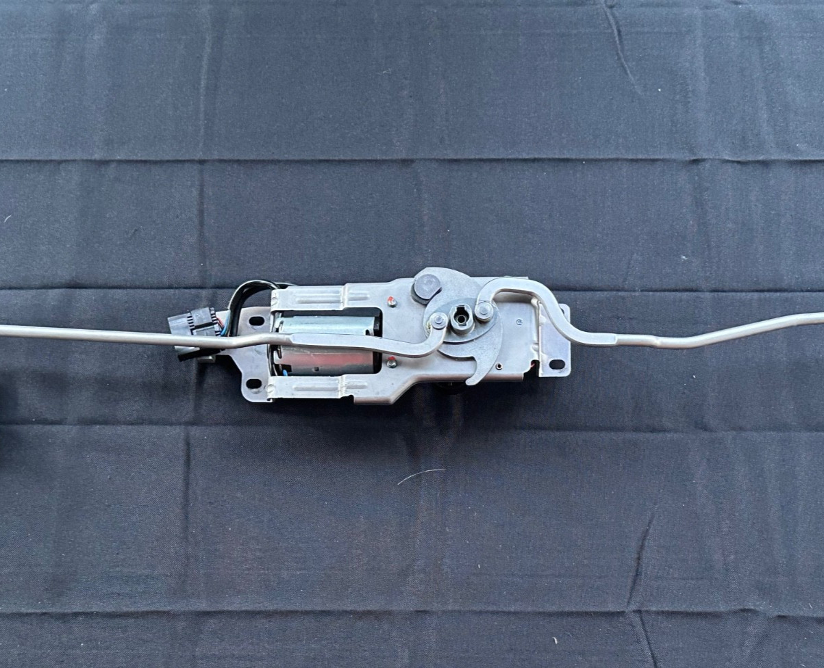 07-18 Bentley Continental GTC Front Top Roof Lock Latch Motor 3W7871401A OEM