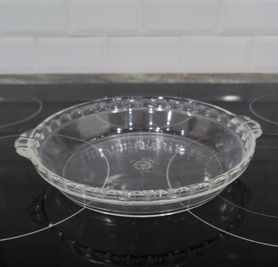 Vintage Pyrex Corning Pie Plate Fluted Scalloped Baking Dish Clear Glass 10  229