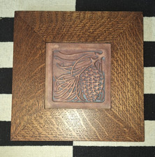 FRAMED RAVENSTONE ART POTTERY PINE CONE TILE & FRITZ VOLKE FRAME Arts & Crafts