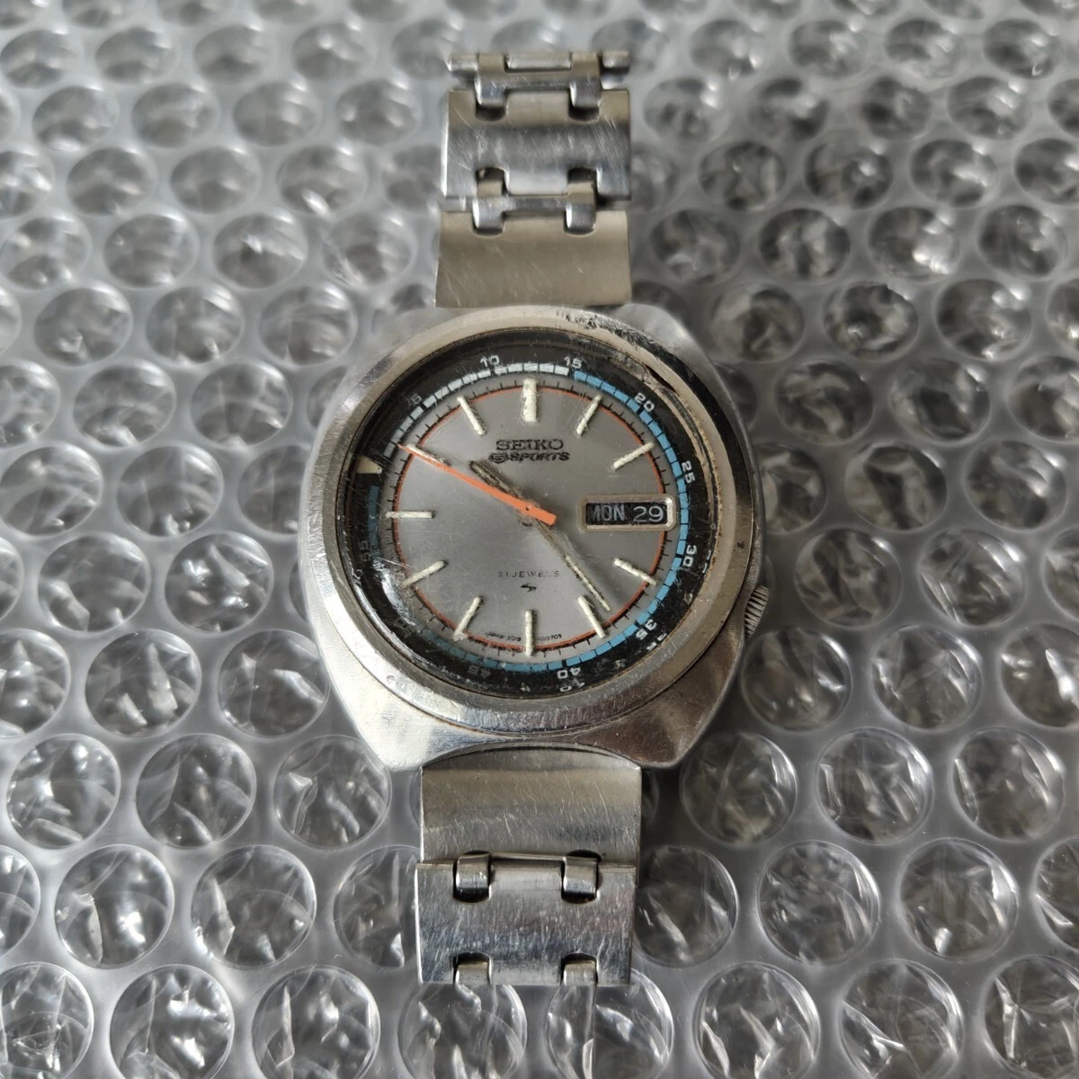 Operational SEIKO Sports 5 Vintage 7019 6040 Automatic Wristwatch Men s Manageme