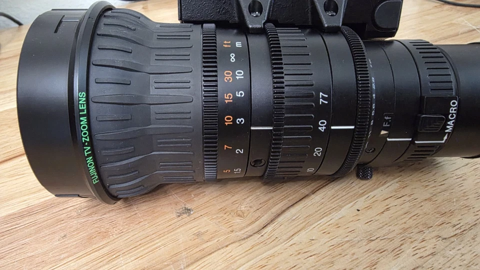 Fujinon XT17sx4.5DA-R11 17x 4.5-77mm f/1.6 C-Mount Lens with Motorized Focus - Image 3 of 4