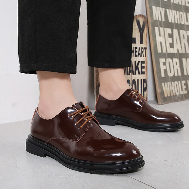 Mens Retro British Style Pointed Toe Business Office Formal Patent Leather Shoes Mens Retro British Style Pointed Toe Business Office Formal Patent Leather Shoes
