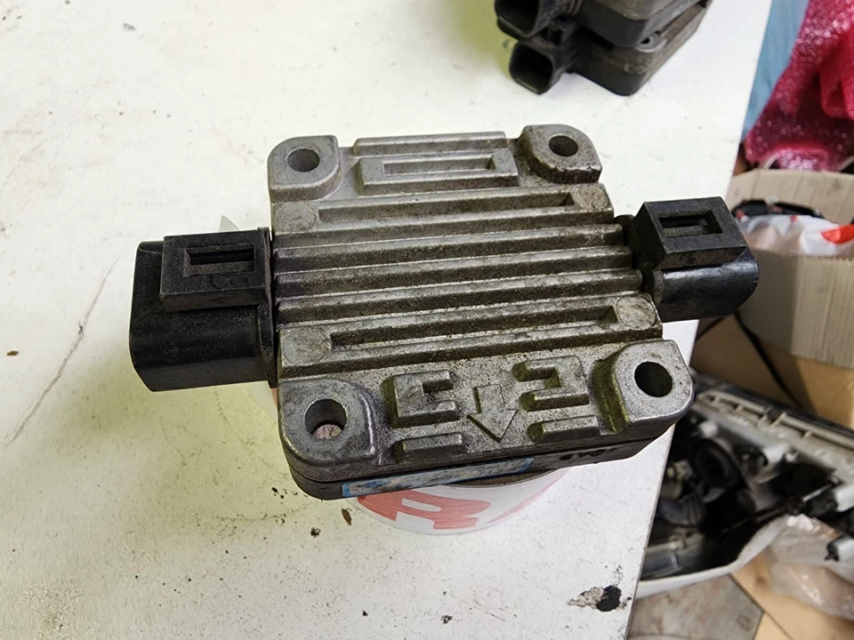 Módulo de control de encendido Nissan 200SX S13 2202085m10 Foto 2 de 4