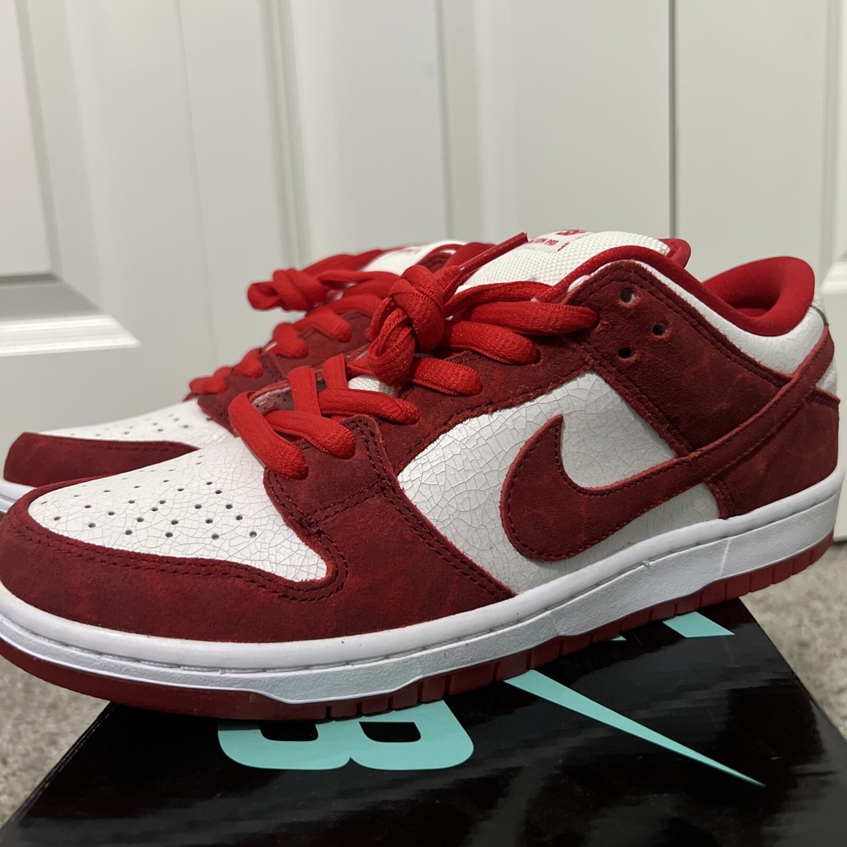 Size 8 - Nike Dunk Premium SB Low Valentine