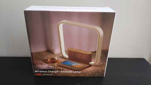 Wireless Charger Bedside Lamp - Picture 3 of 5