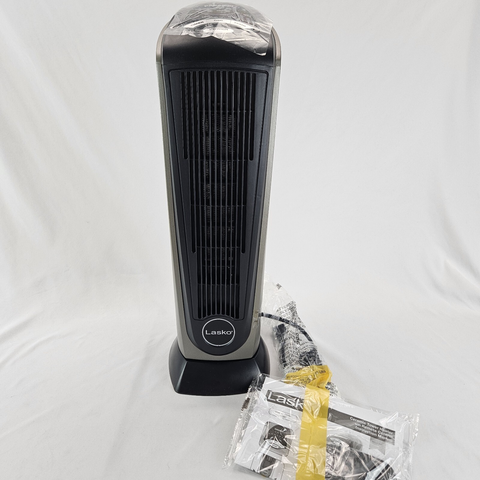 Lasko 22.5 inch 1500 watt oscillating ceramic heater 751320
