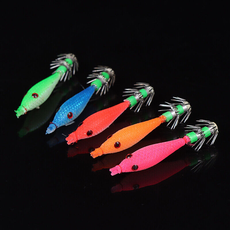Fishin Tackle 5Pcs 7cm Squid Jigs with 4# Hook Soft Fishing Squid Lu,ou