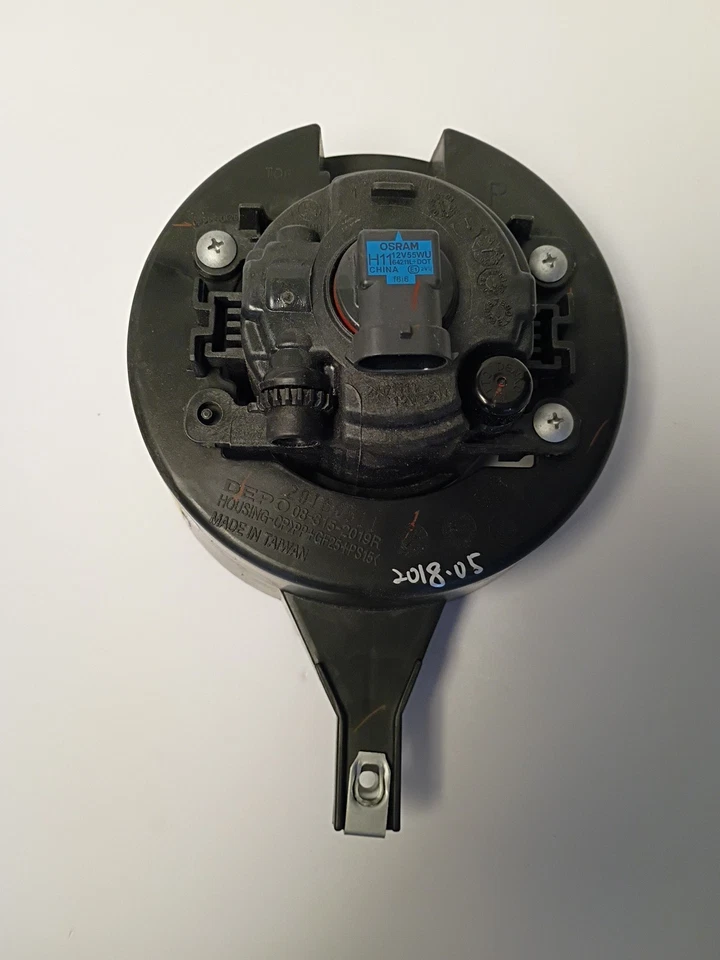 雾灯总成右手/通适用于日产 Frontier 带镀铬保险杠 DEPO — 第 3/4 张图片