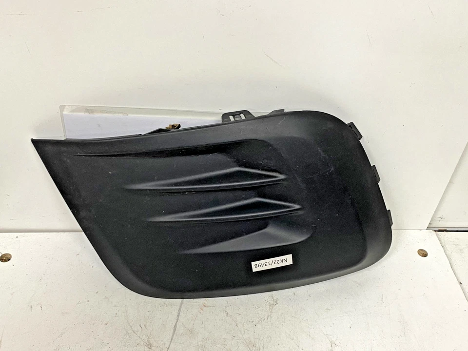 2018 PEUGEOT PARTNER front Left bumper grill 9810966077 — 第 3/4 张图片