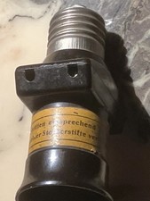 D. Żarówki R. P. OPRAWA z dodatkowym gniazdkiem Naklejka rejestracyjna lat 20/30