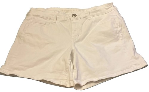 American Eagle Outfitters Wh Denim Shorts midi super stretch EUC Waist 32 In5.5